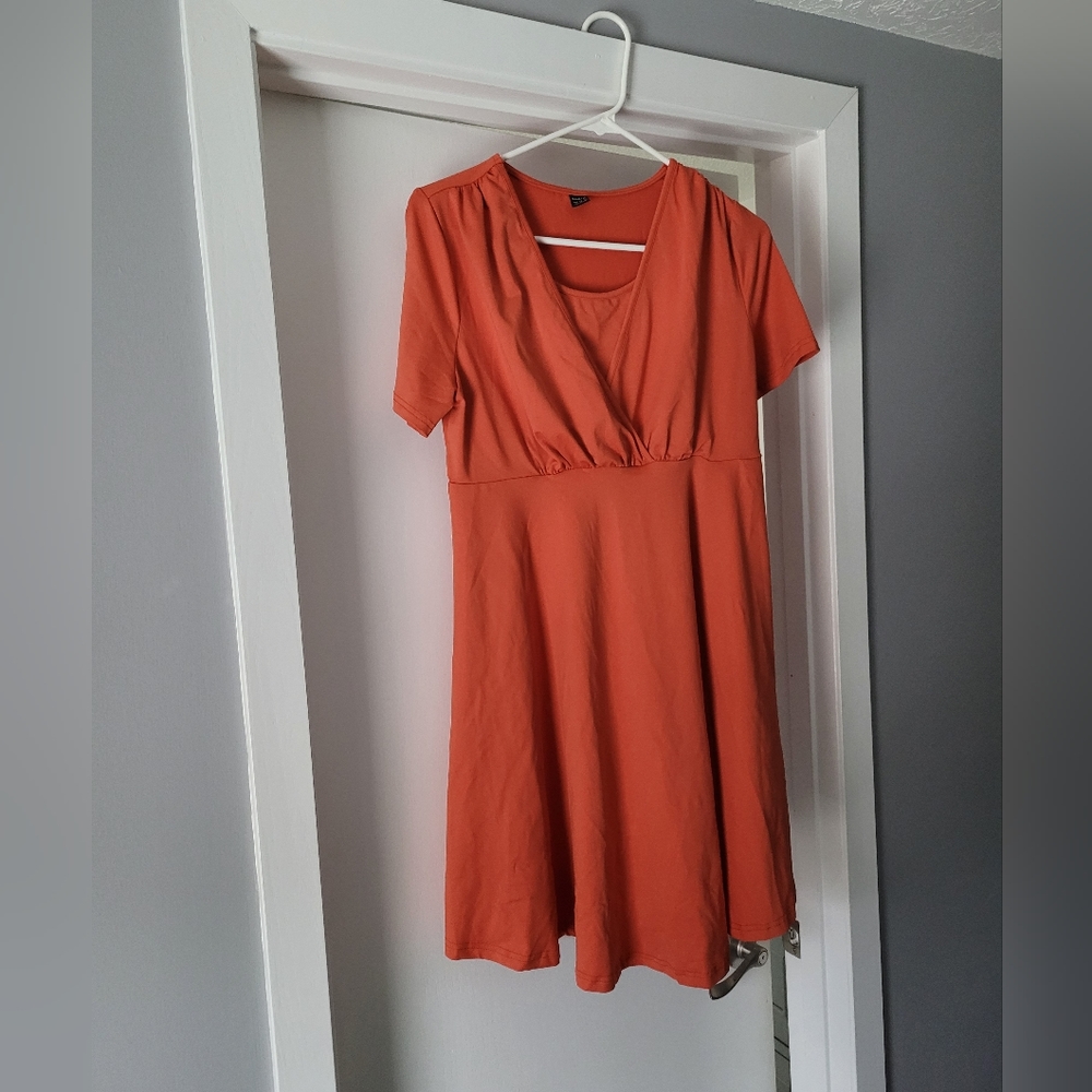 NWT burnt orange SHEIN Maternity Solid Nursing Detail A-line Dress sz M/6